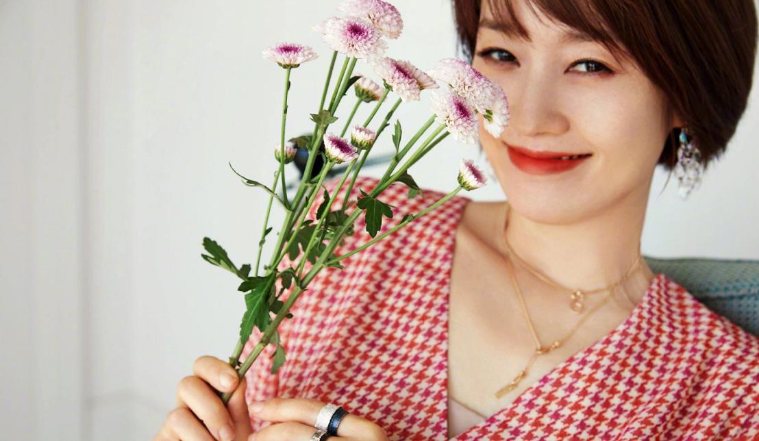 马伊琍|马伊琍发文称，自己一个枕套用了27年，网友：有点过了吧！