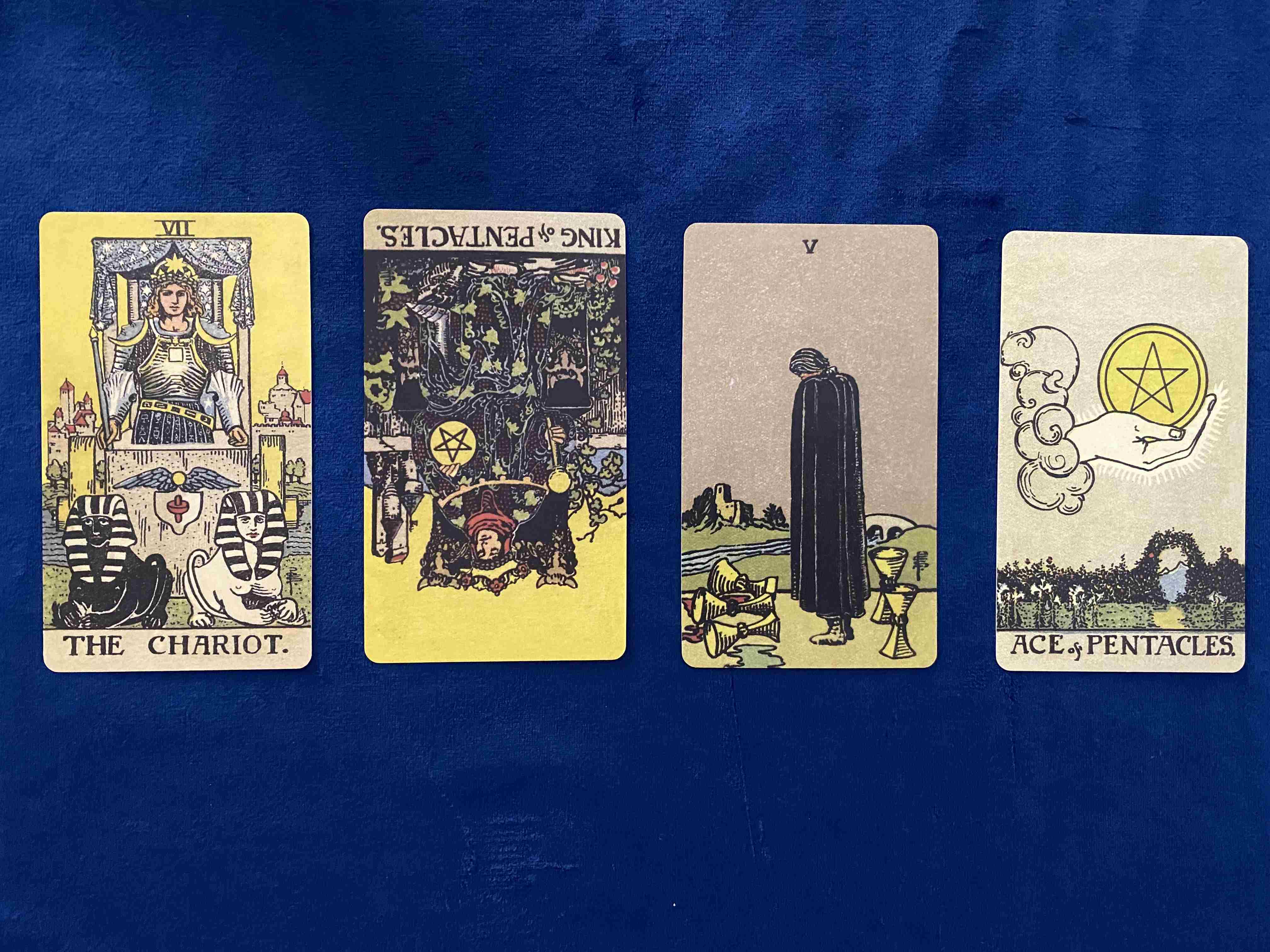 星碎塔罗|摩羯座9月情感解读：一心一意，越爱越是伤害