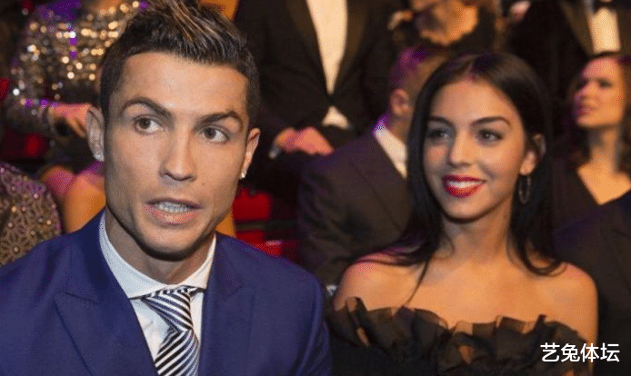 湖人队|被央视二次点名批评后,郭艾伦首次现身,试驾500万豪车