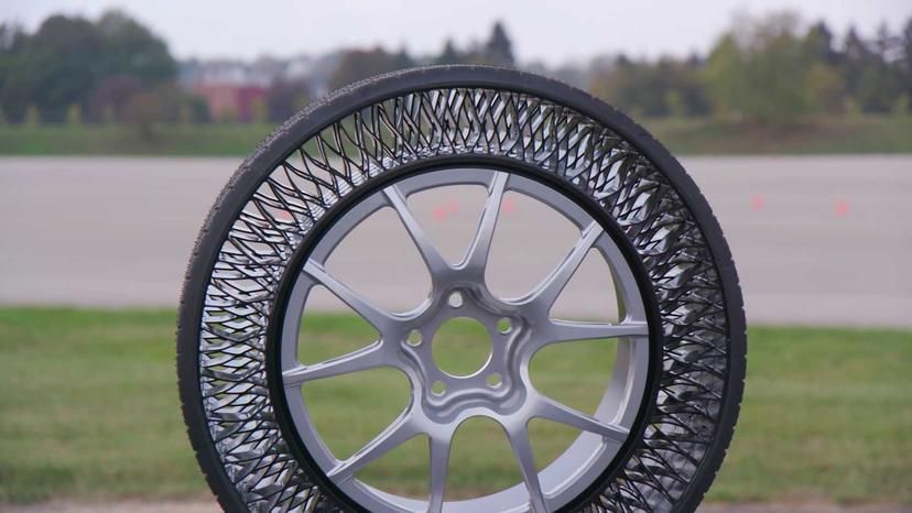 不用打气、不会爆胎：固特异新型轮胎已成功使用于Tesla Model 3