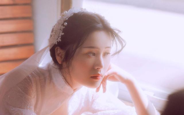 紫涩情感 10月31日-11月3日, 旺上加旺, 财神爷厚爱的4生肖