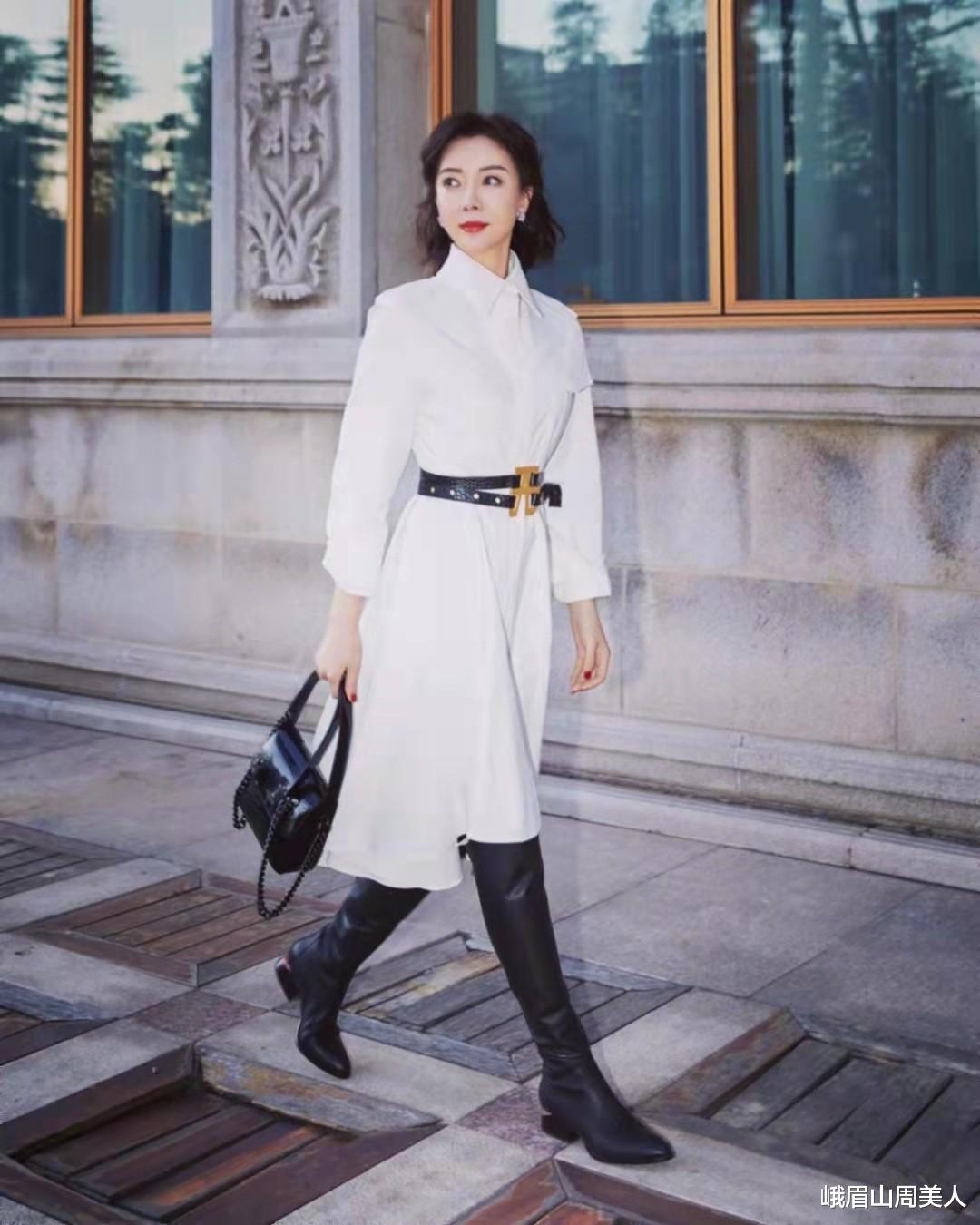 峨眉山周美人|?奔五奔六的女人,穿衣要谨记“要简不要繁”,看完陈数袁泉你就懂了