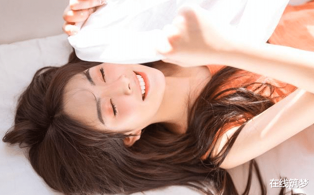 在线筑梦|真正能够让男人着迷的，往往是这四种女人和漂亮没有关系