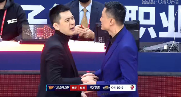 广东男篮|20分大胜！辽宁5人得分上双，广东毫无还手之力，易建联差点被隔扣