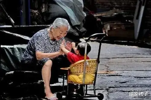 咱家孩子|“婆媳大战”，起源于婆媳的素质高低，特别是媳妇的综合素质