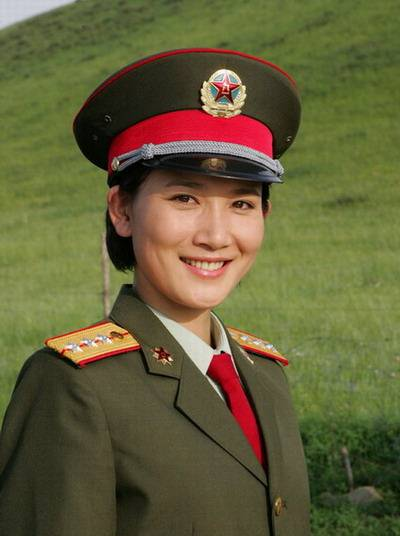 潘雨辰|著名演员潘雨辰:与侯勇离婚后,染霜的玫瑰带泪开