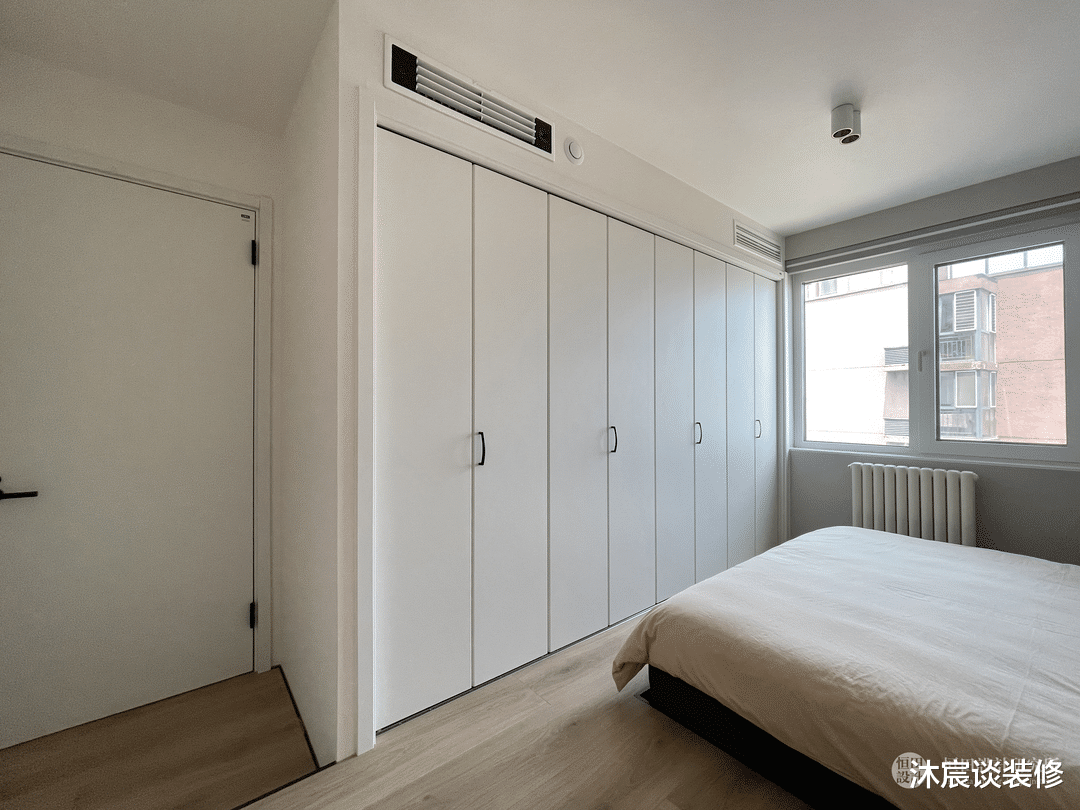 沐宸谈装修|北京夫妻的72㎡新家，室内温暖大方，有三只狗的陪伴，生活好潇洒