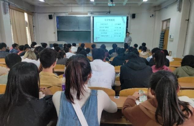 梓琪育儿说|改名有点失败的211大学，原名“牛气冲天”，改后变成野鸡大学