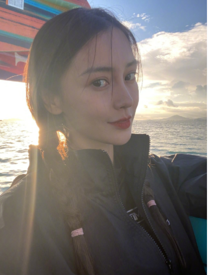 Angelababy|“三十年河东,三十年河西”,背锅10年不吭声,杨颖到底有多狠?