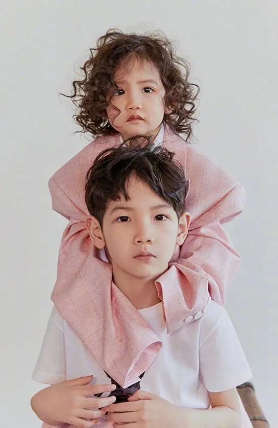 高圆圆|“小包总”彻底翻车？婚内出轨和长腿美女泡温泉，不可原谅