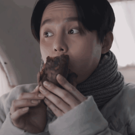 刘海 您的假期余额已不足 殆尽的幸福感急需碳水来拯救