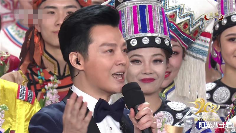 春晚|朱军发文透露春晚幕后,零点差点重现黑色三分钟,任鲁豫凭一己之力拯救春晚