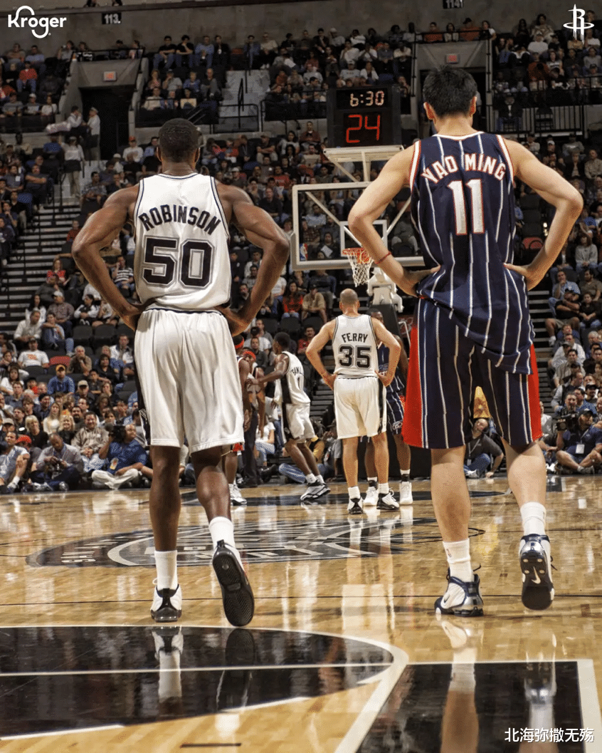 马刺队|44板8帽!联盟第一!马刺大闸真棒,才25岁啊,怪不得敢放走阿德