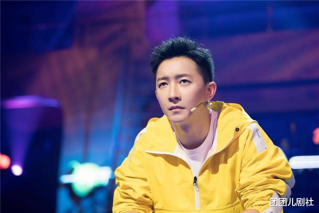 韩磊|韩磊被举报前，这6位明星就已吃过经纪人的亏，最惨的媳妇都没了