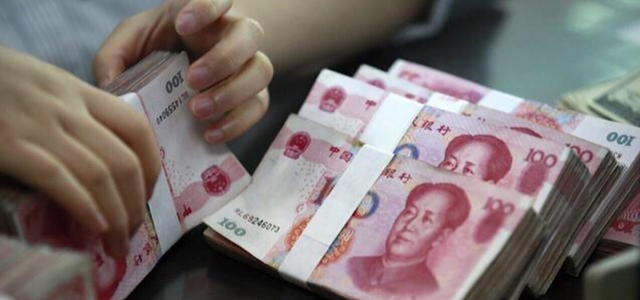 利息 怎么存能获得高利息？银行员工：10万选定期，存一年有3538元利息