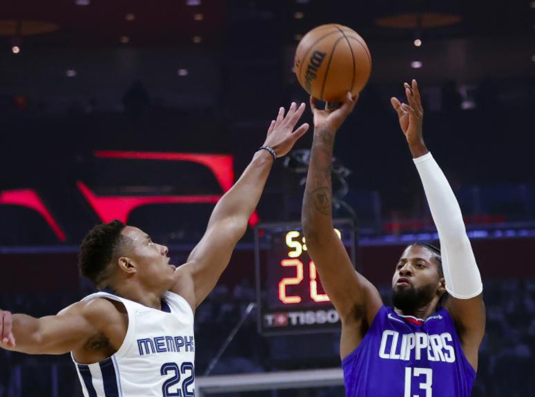 明乐说育儿|综述-乔治41+10创纪录洛城难迎首胜,公牛3连胜拉文追平乔丹