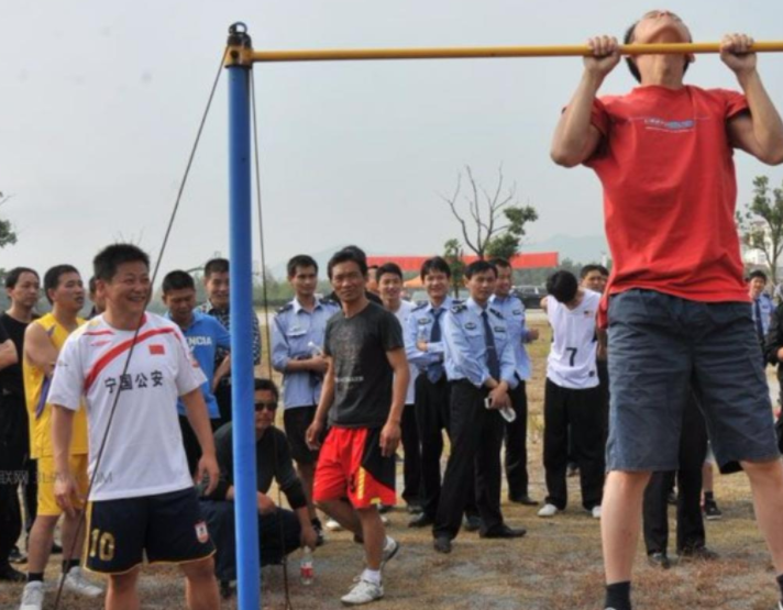 警察|大学生想当警察，不是警校毕业没关系，还有这5种途径可以走