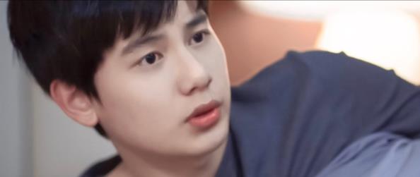 胡先煦|胡先煦的成长好像总是比别人慢一步，瘦下来更有少年感了