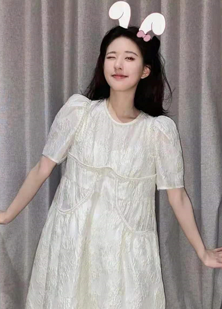 时尚风行派|蓬松娃娃裙简直是美少女必备！宽松遮肉又俏皮，轻松向赵露思看齐