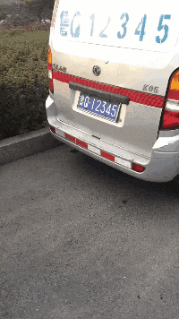 小姐姐|“这是华为1996年的招聘广告,大家自己感受下!”哈哈哈哈人才啊