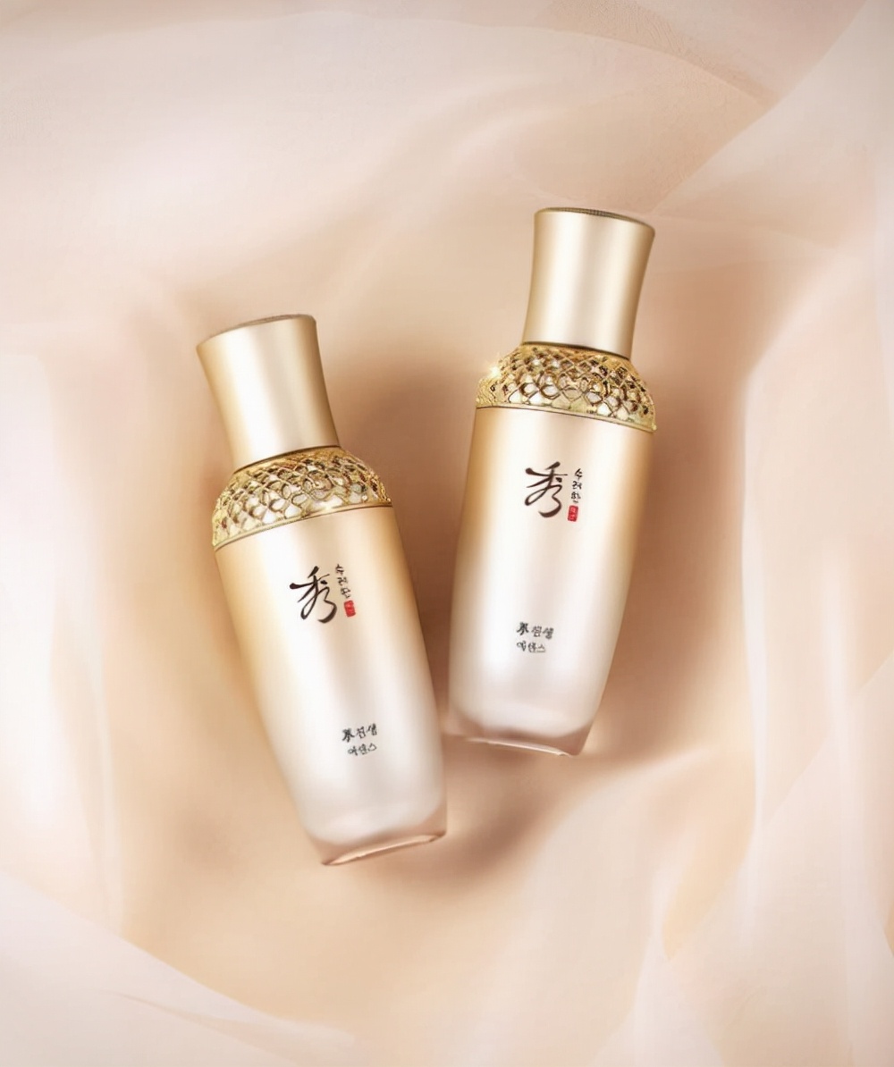 补水 补水精华液推荐：能促进细胞新陈代谢，增加肌肤细胞的抗氧化活性