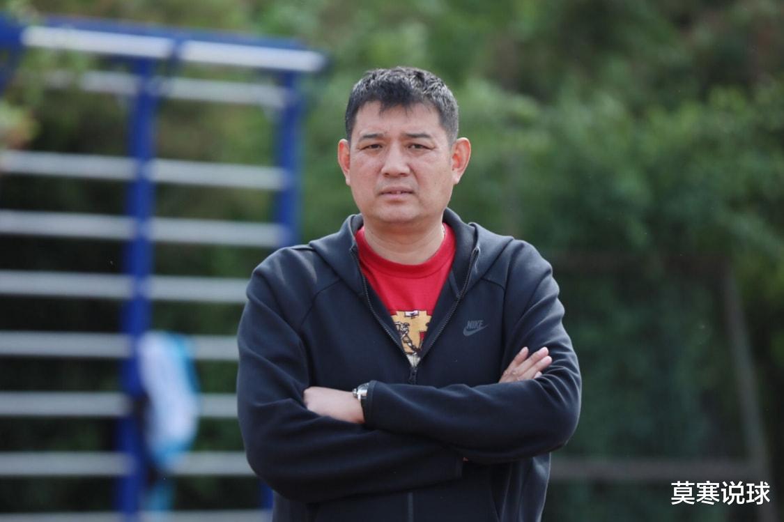 山东男篮|山东男篮两大内线无缘新赛季，这时候才明白巩晓彬的人品