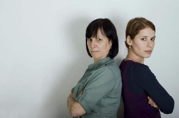 小怪兽情感|57岁张阿姨哭诉:婆婆拿我陪嫁的金镯子,给小姑子做嫁妆