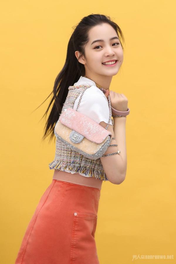 欧阳娜娜|欧阳娜娜最近丰满，是交男友了吗？