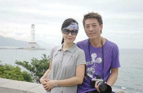 姐弟恋|恩爱25年的姐弟恋，坚持吃素不要孩子，57岁越活越年轻貌美