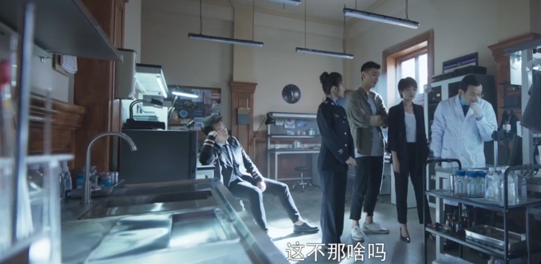 李俊昊|仅播1集，收视就破1，张国立一出手就给东方卫视带来了“王炸”