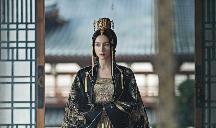 古力娜扎|低分男女演员提名，邓伦娜扎入围不意外，“谋女郎”怎么也栽了？