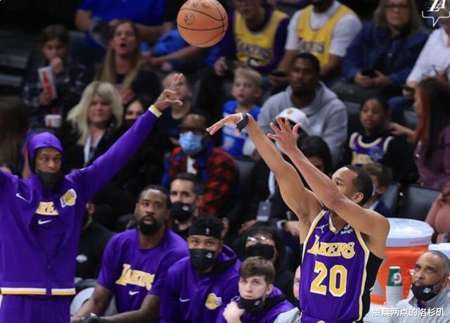 勒布朗·詹姆斯|15戰(zhàn)7場30+的詹姆斯，為啥MVP評選0票？