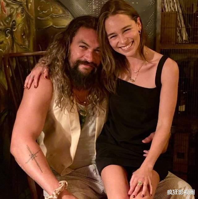 好莱坞|海王、光头郭达、巨石，好莱坞3大“吸金机器”，现实中娶了谁？