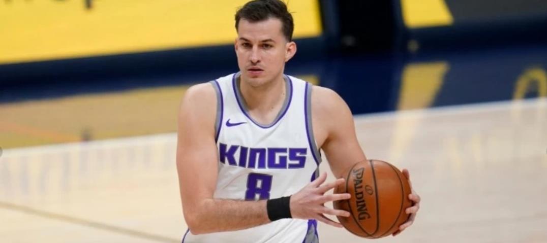 溺水 官宣！森林狼完成重磅交易，安东尼将加盟湖人，盖伊宣布重要决定