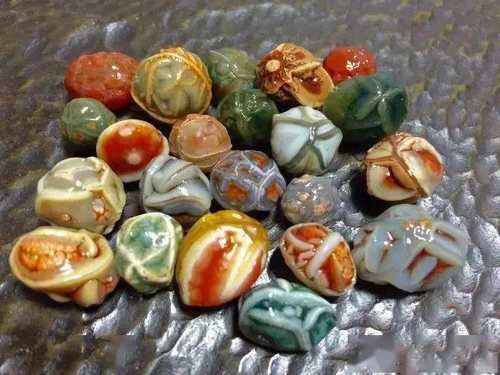 舜网 女子外出游玩，意外发现块“肉”还带着血丝，专家鉴定后不淡定了