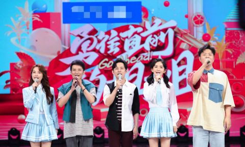 何炅|何炅耷拉的眼袋,蔡少芬苍白的港普,你好星期六首播实在太乏味