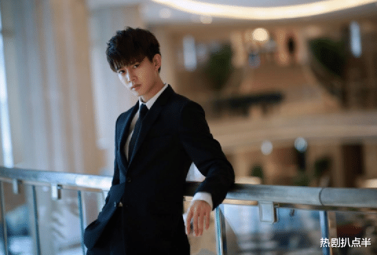 周冬雨|长相一般却很会挑剧本，张若均靠《庆余年》爆红，周冬雨成影后