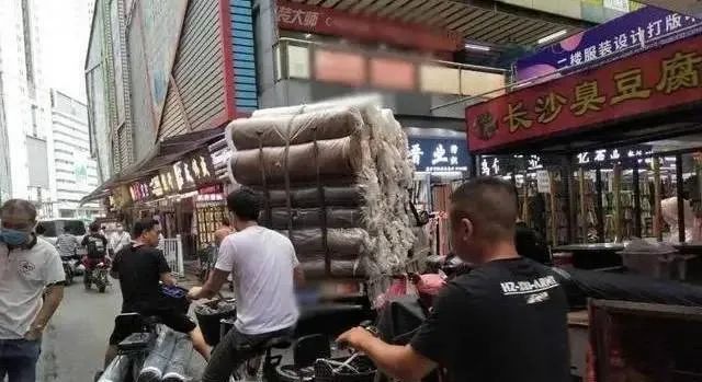 纺织服装时尚内参|广州服装最多的城中村，家家有工厂，被称为“设计师的天堂”