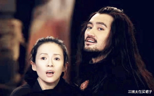 三姨太在买裙子|想要成功的女人，都需要从王儇身上，学习这4个特质