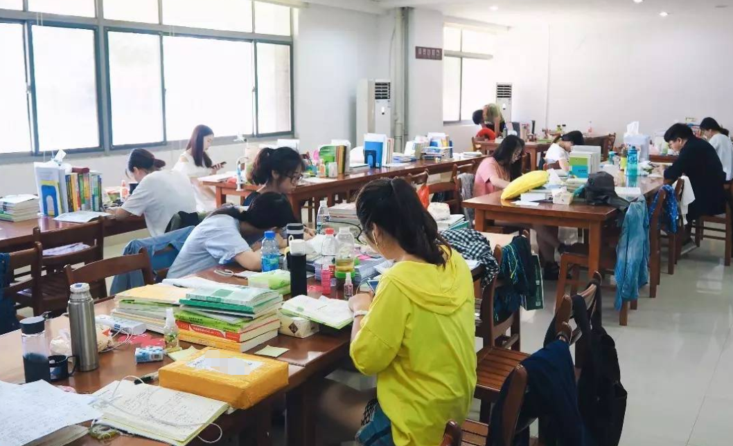 考试|为啥公务员考试，很少看见211、985大学生？其中原因很现实