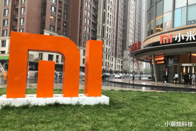 苹果|为何苹果手机越卖越便宜,国产手机反而越卖价格越高了呢?