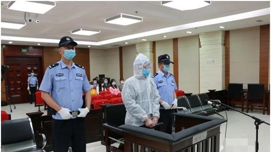 90后宝妈经验 希望判我死刑！男子6次举摔2岁儿子致其死亡，人已抽搐仍频频摆手