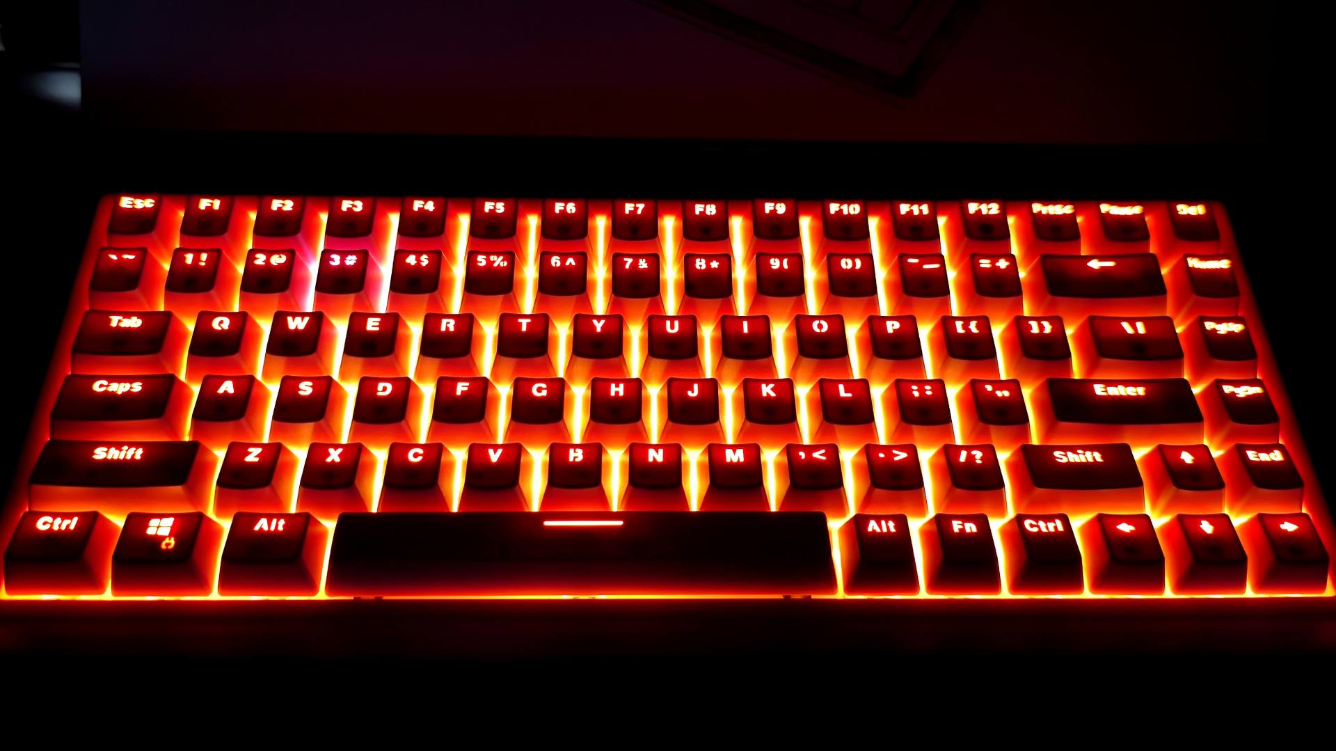 京东方|实用性超强的一款机械键盘 BOW 航世G08