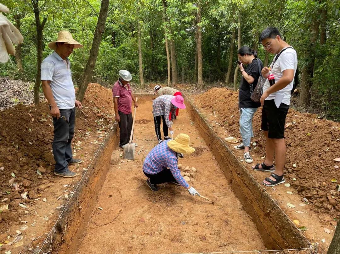 绩溪 兰溪皂洞口发现万年上山文化遗址