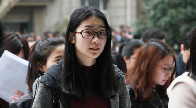 大学生|“不是不想家，而是没脸回家乡”，农村大学生吐露毕业后的无奈