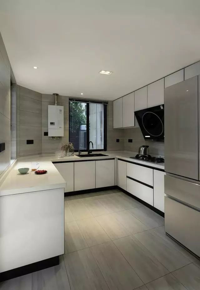 150㎡现代简约风格，不仅漂亮而且性价比高！