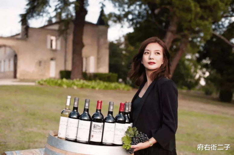 草根|一个被人羡慕的职业群体，半路改行有可能“360行，行行无所适从”