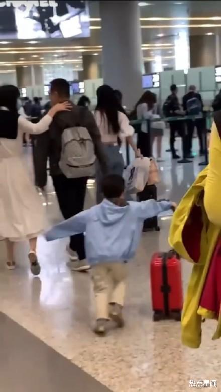 Angelababy|Baby被曝深夜发文我离婚了,官宣和黄晓明离婚,本尊现身辟谣