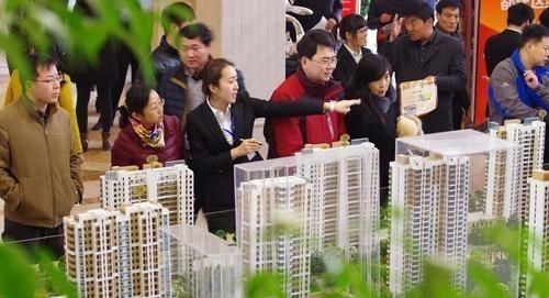 济南|一个30万人的小县城，却有2个碧桂园、3个恒大？这些房子谁会买？