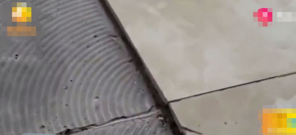 供暖后地板砖全部爆裂,老板承认质量问题愿意更换,结果又变卦了